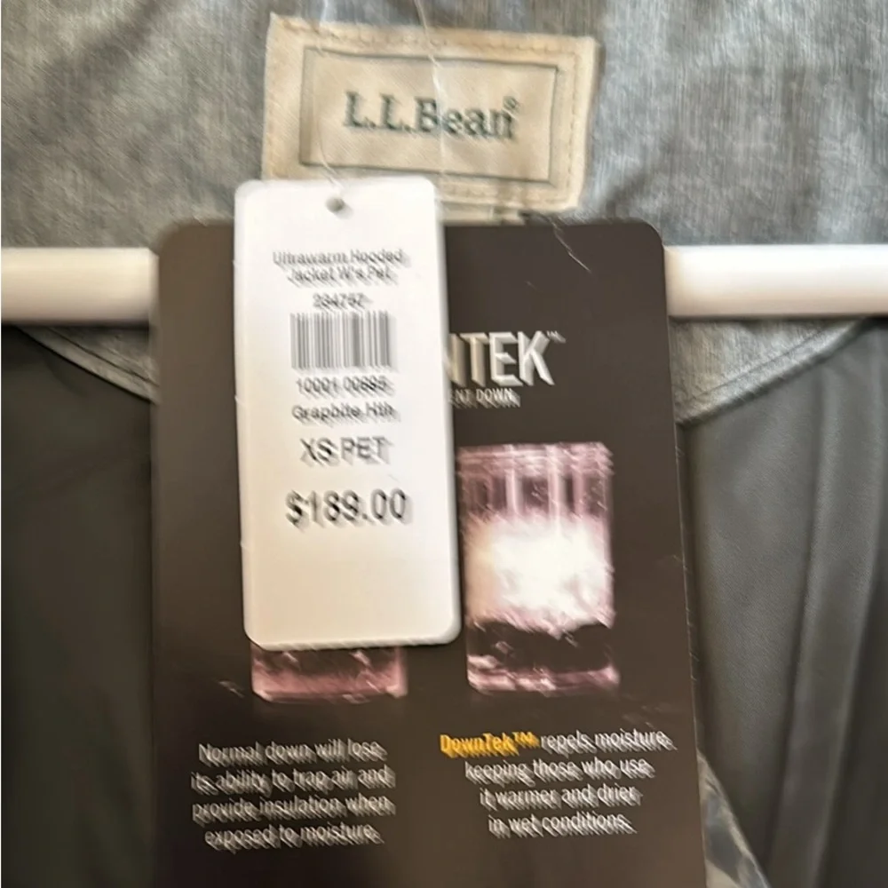 NWT Women’s LL bean Ultrawarm jacket - Picture 3 of 3